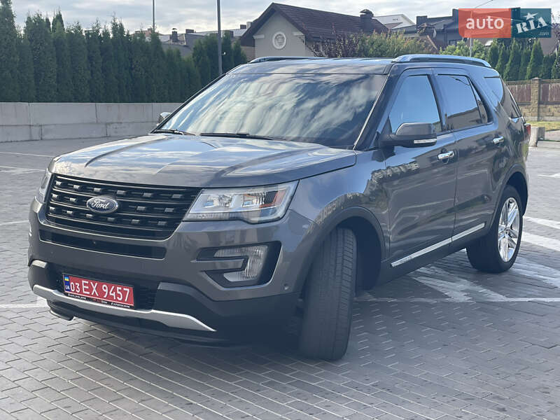 Позашляховик / Кросовер Ford Explorer 2016 в Рівному