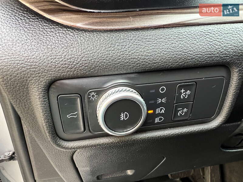 Внедорожник / Кроссовер Ford Explorer 2020 в Днепре фото 3 Внедорожник / Кроссовер Ford Explorer 2020 в Днепре