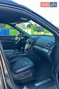 Внедорожник / Кроссовер Ford Explorer 2018 в Каменец-Подольском