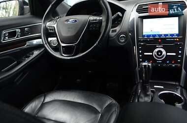 Внедорожник / Кроссовер Ford Explorer 2018 в 