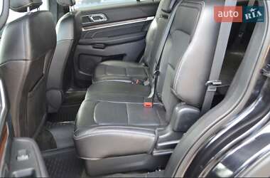 Внедорожник / Кроссовер Ford Explorer 2018 в 