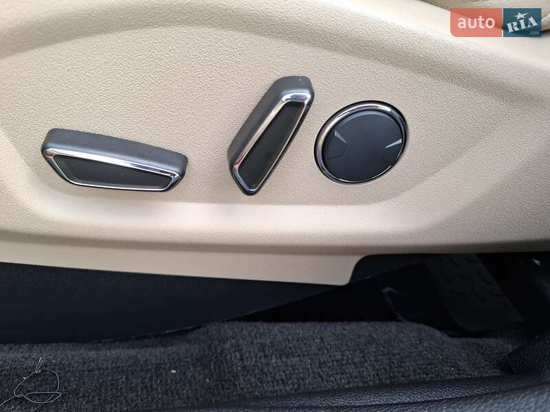 Внедорожник / Кроссовер Ford Explorer 2017 в Ивано-Франковске фото 15 Внедорожник / Кроссовер Ford Explorer 2017 в Ивано-Франковске