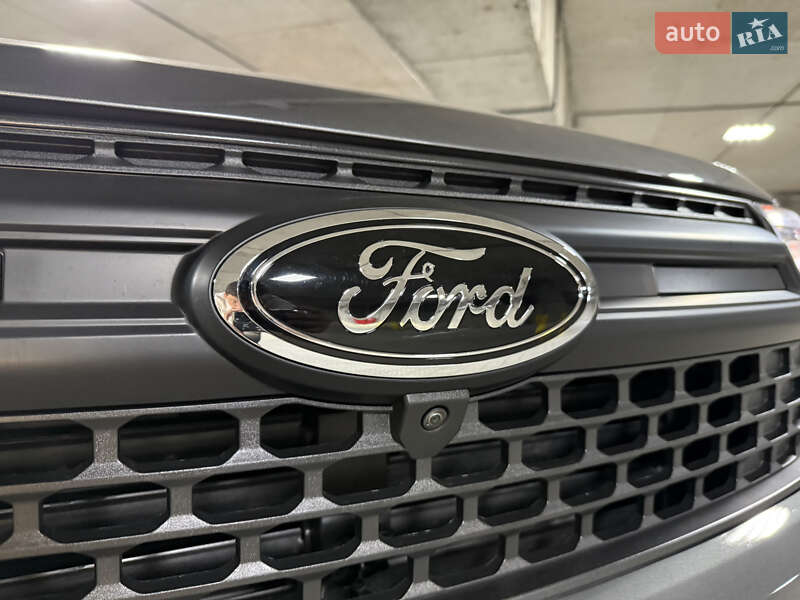 Внедорожник / Кроссовер Ford Explorer 2023 в Тернополе