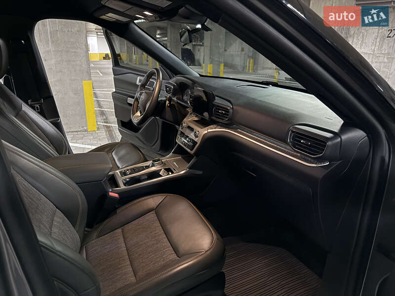 Внедорожник / Кроссовер Ford Explorer 2023 в Тернополе