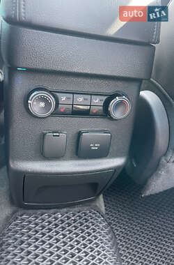 Внедорожник / Кроссовер Ford Explorer 2014 в 