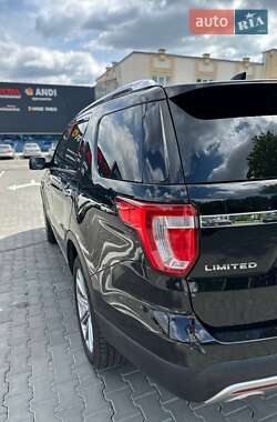 Внедорожник / Кроссовер Ford Explorer 2017 в 
