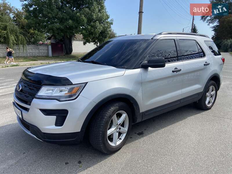 Внедорожник / Кроссовер Ford Explorer 2018 в Макарове