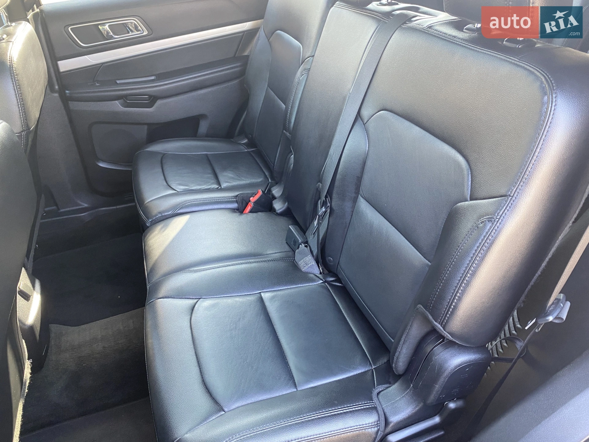 2017 Ford Explorer - мініатюра 23