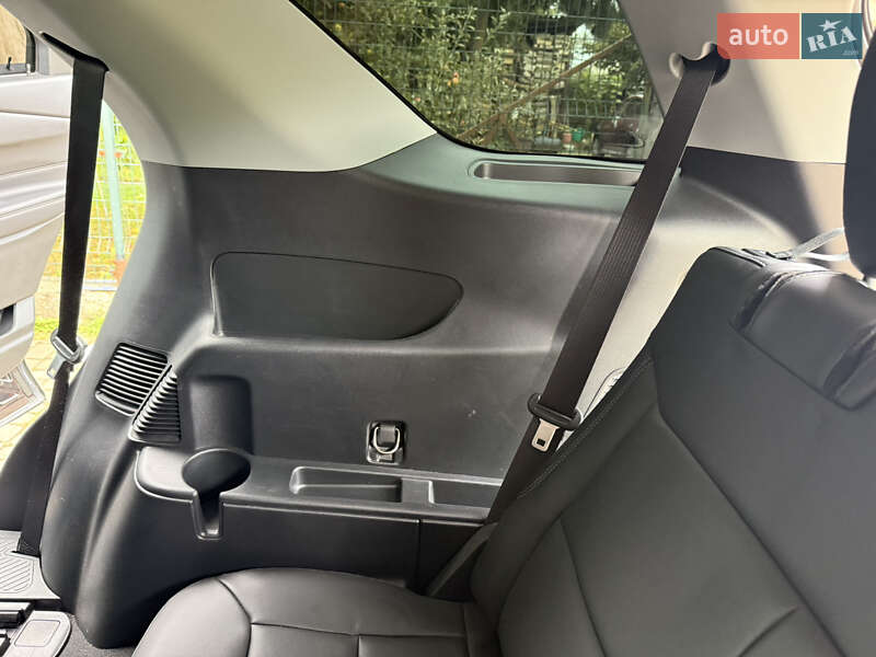 Позашляховик / Кросовер Ford Explorer 2022 в Стрию