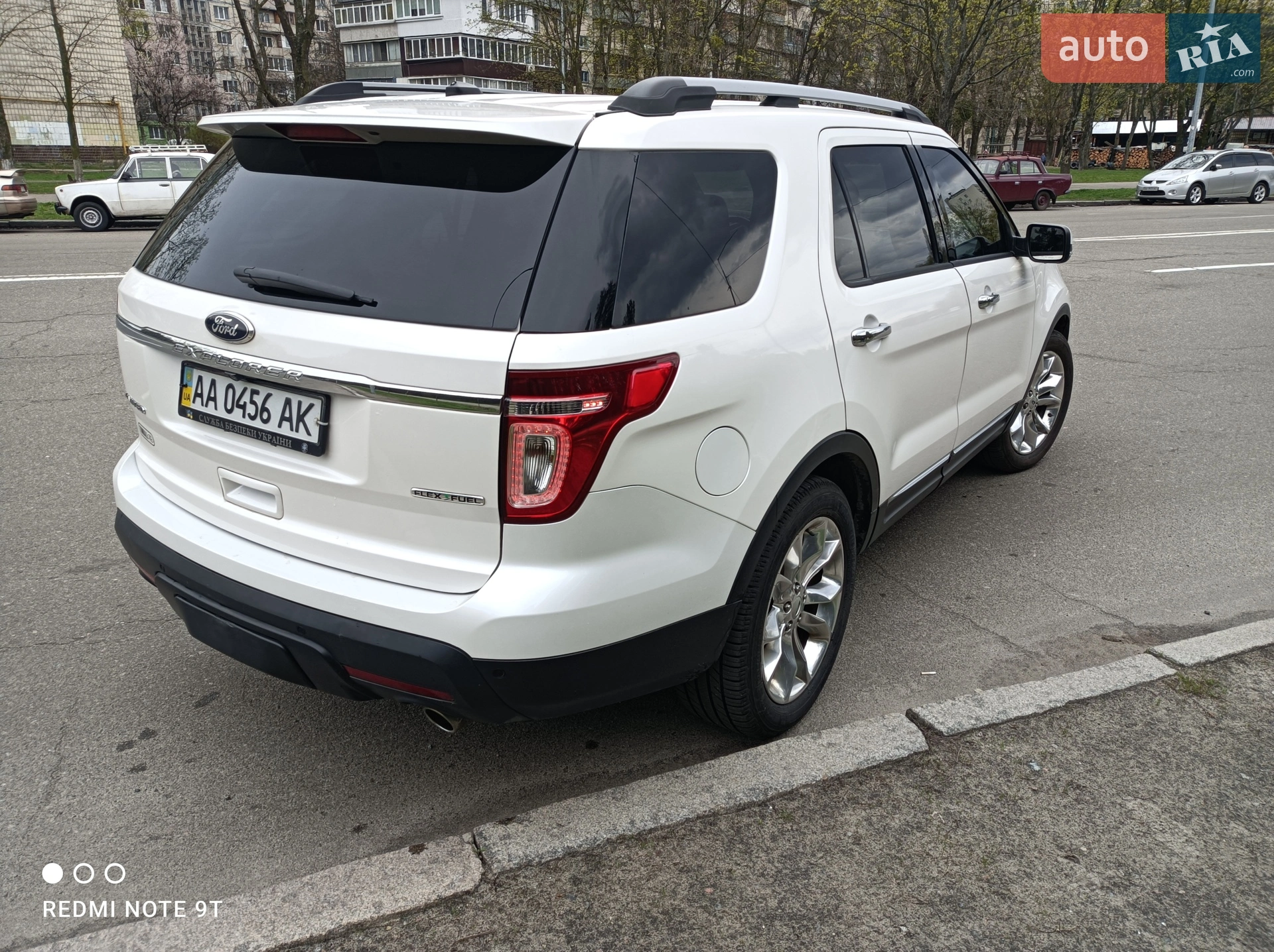 2014 Ford Explorer - мініатюра 3