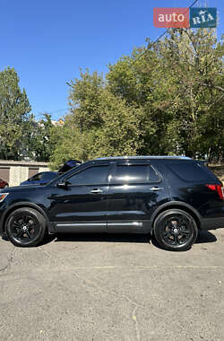 Внедорожник / Кроссовер Ford Explorer 2016 в 
