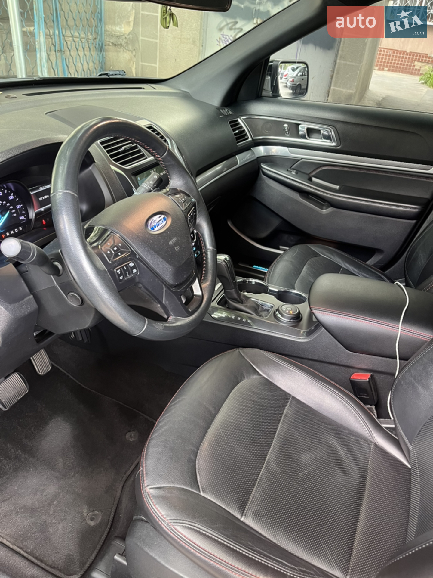 2018 Ford Explorer - мініатюра 15