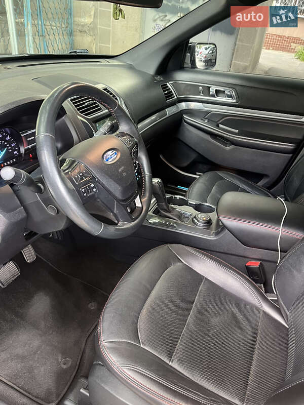 Позашляховик / Кросовер Ford Explorer 2018 в Одесі