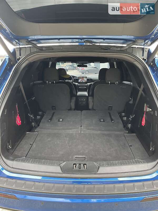 Позашляховик / Кросовер Ford Explorer 2020 в Вараші