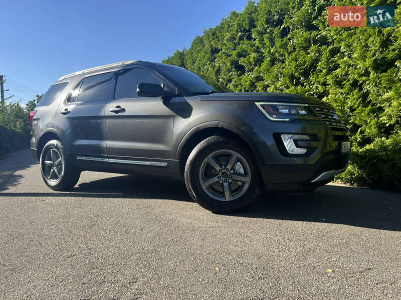 Внедорожник / Кроссовер Ford Explorer 2016 в Киеве