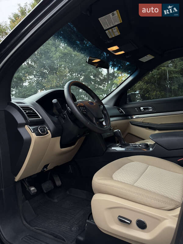 Внедорожник / Кроссовер Ford Explorer 2017 в Лубнах