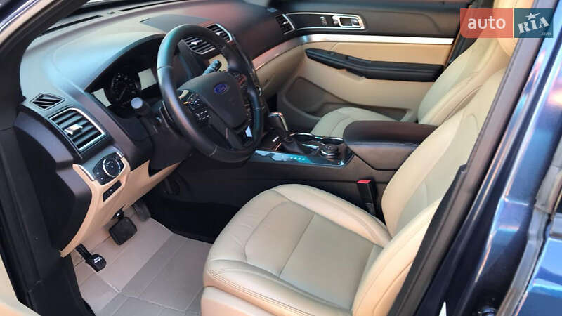 Внедорожник / Кроссовер Ford Explorer 2015 в Белой Церкви