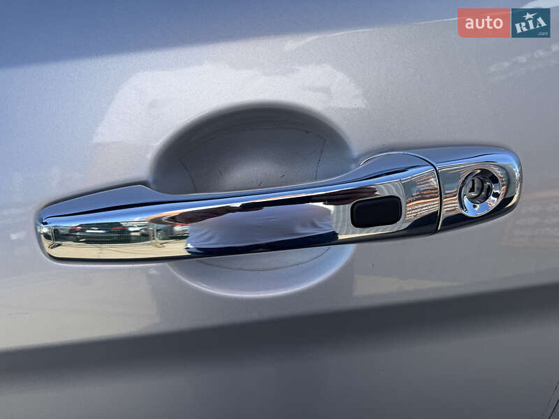 Позашляховик / Кросовер Ford Explorer 2018 в Києві