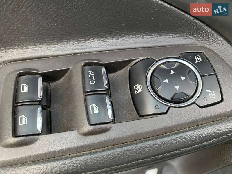 Внедорожник / Кроссовер Ford Explorer 2015 в Киеве