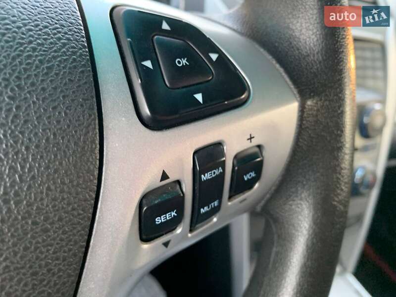 Внедорожник / Кроссовер Ford Explorer 2015 в Киеве