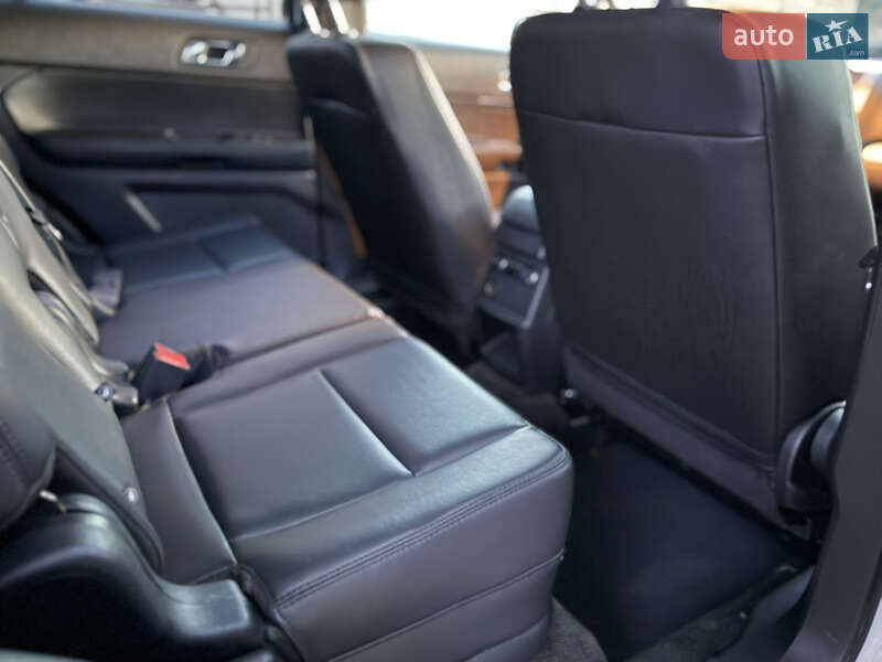 Внедорожник / Кроссовер Ford Explorer 2015 в Житомире фото 24 Внедорожник / Кроссовер Ford Explorer 2015 в Житомире
