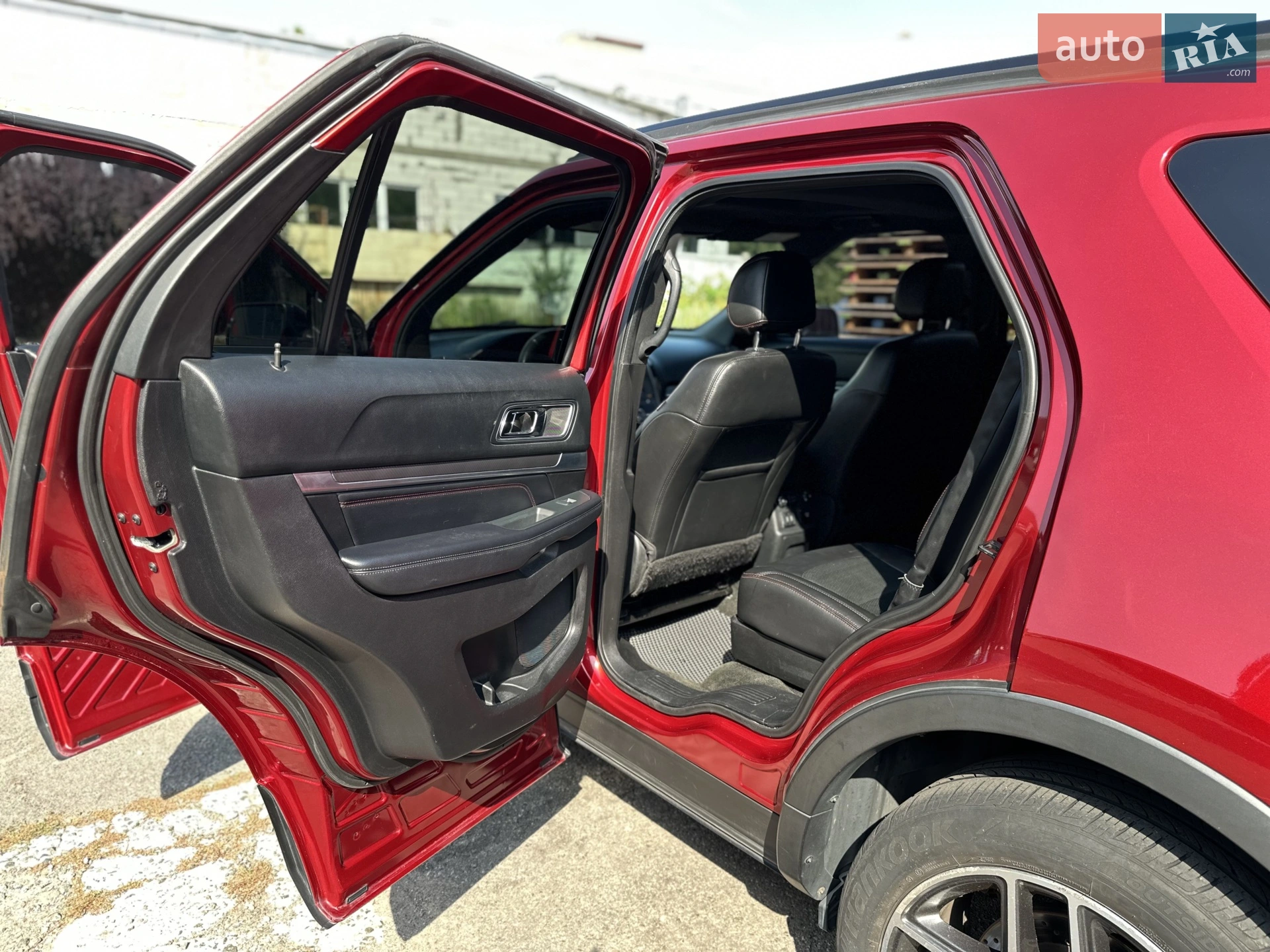 2016 Ford Explorer - мініатюра 13