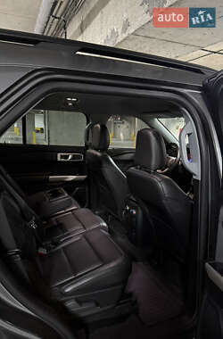 Внедорожник / Кроссовер Ford Explorer 2021 в 