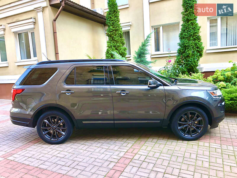 Внедорожник / Кроссовер Ford Explorer 2019 в Киеве