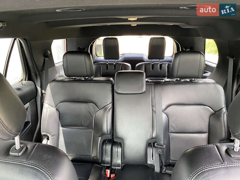 Внедорожник / Кроссовер Ford Explorer 2017 в Виннице