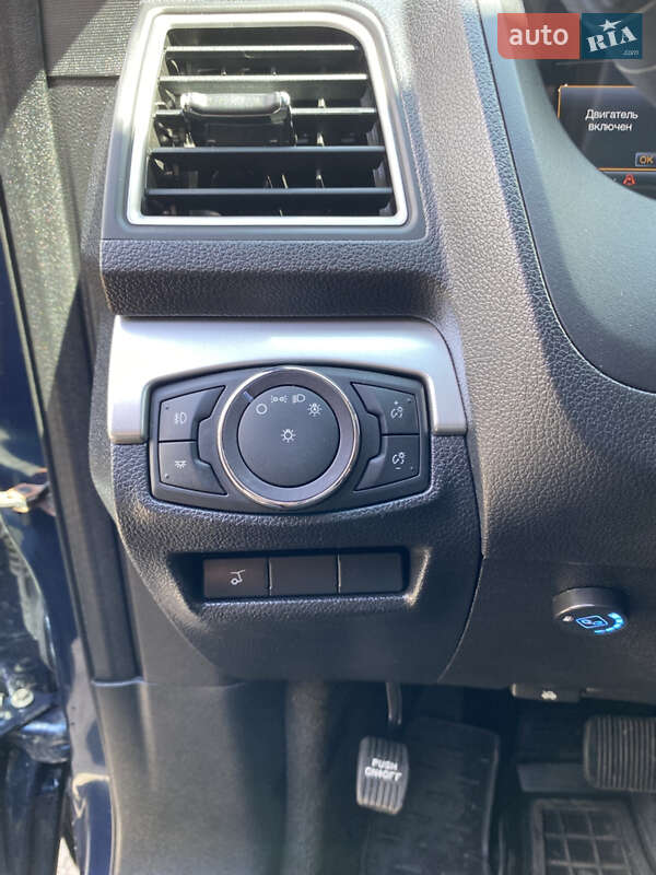 Внедорожник / Кроссовер Ford Explorer 2017 в Виннице