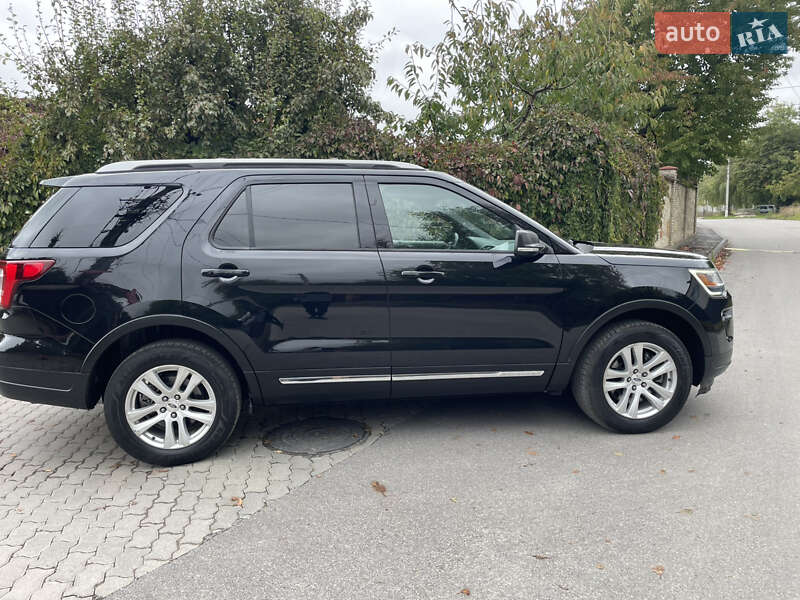 Внедорожник / Кроссовер Ford Explorer 2018 в Виннице