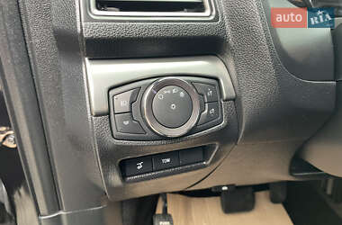 Внедорожник / Кроссовер Ford Explorer 2018 в 