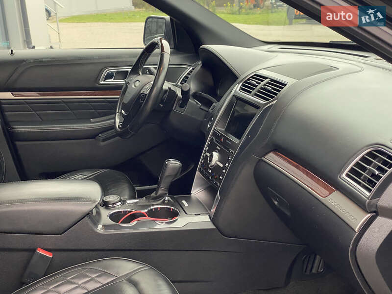 Внедорожник / Кроссовер Ford Explorer 2017 в Киеве фото 20 Внедорожник / Кроссовер Ford Explorer 2017 в Киеве