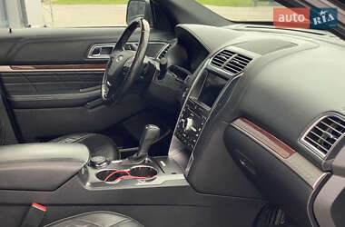 Внедорожник / Кроссовер Ford Explorer 2017 в 