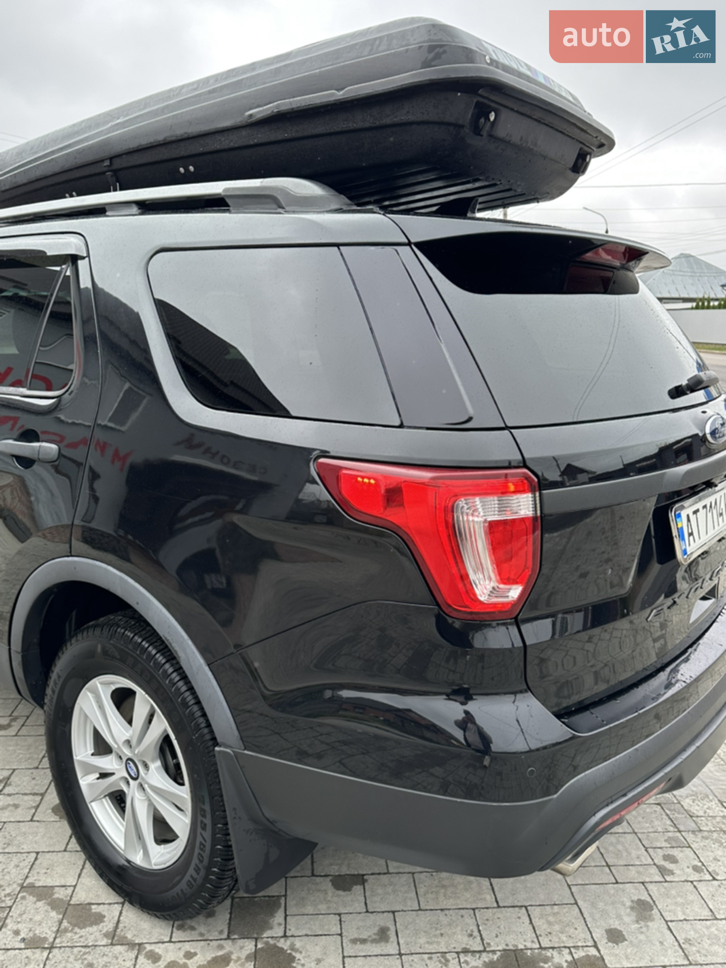 2016 Ford Explorer - мініатюра 11