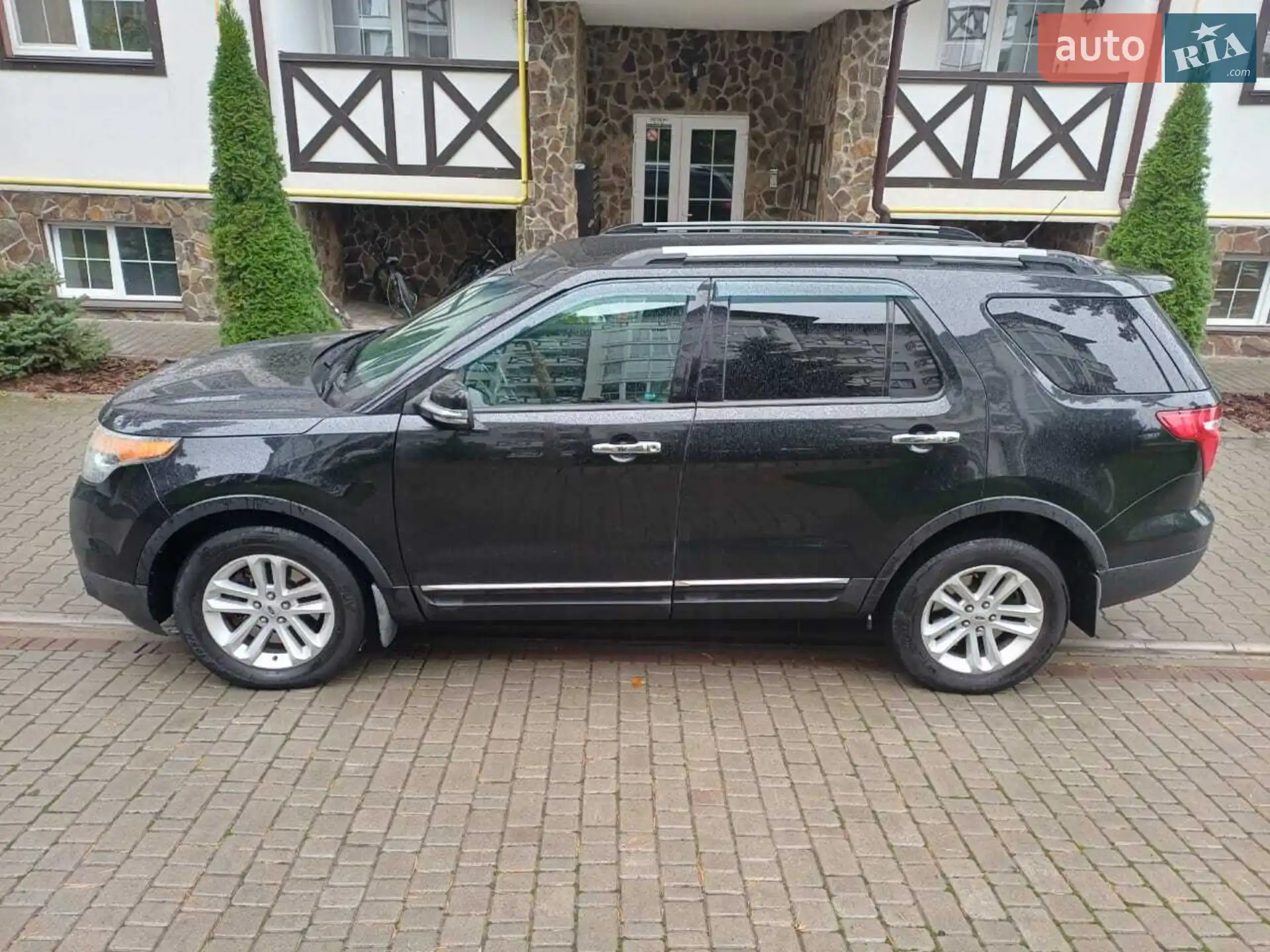 2013 Ford Explorer - мініатюра 4