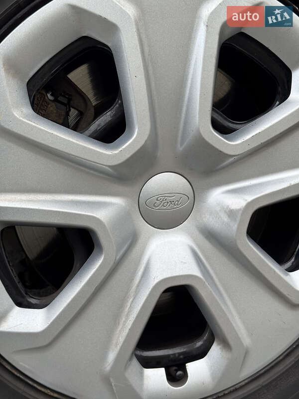 Внедорожник / Кроссовер Ford Explorer 2018 в Киеве фото 10 Внедорожник / Кроссовер Ford Explorer 2018 в Киеве