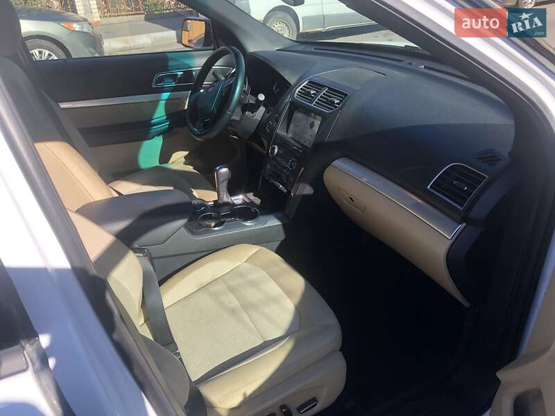 Внедорожник / Кроссовер Ford Explorer 2017 в Белой Церкви фото 7 Внедорожник / Кроссовер Ford Explorer 2017 в Белой Церкви