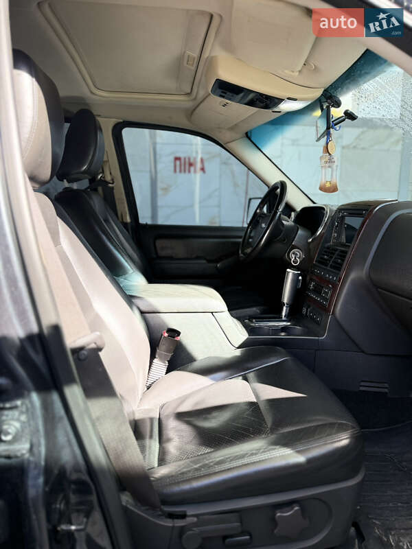 Внедорожник / Кроссовер Ford Explorer 2009 в Могилев-Подольске