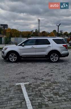 Внедорожник / Кроссовер Ford Explorer 2017 в Черкассах