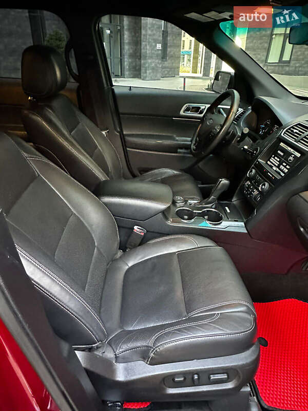 Внедорожник / Кроссовер Ford Explorer 2015 в Киеве