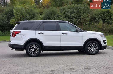 Внедорожник / Кроссовер Ford Explorer 2016 в 