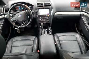 Внедорожник / Кроссовер Ford Explorer 2017 в 