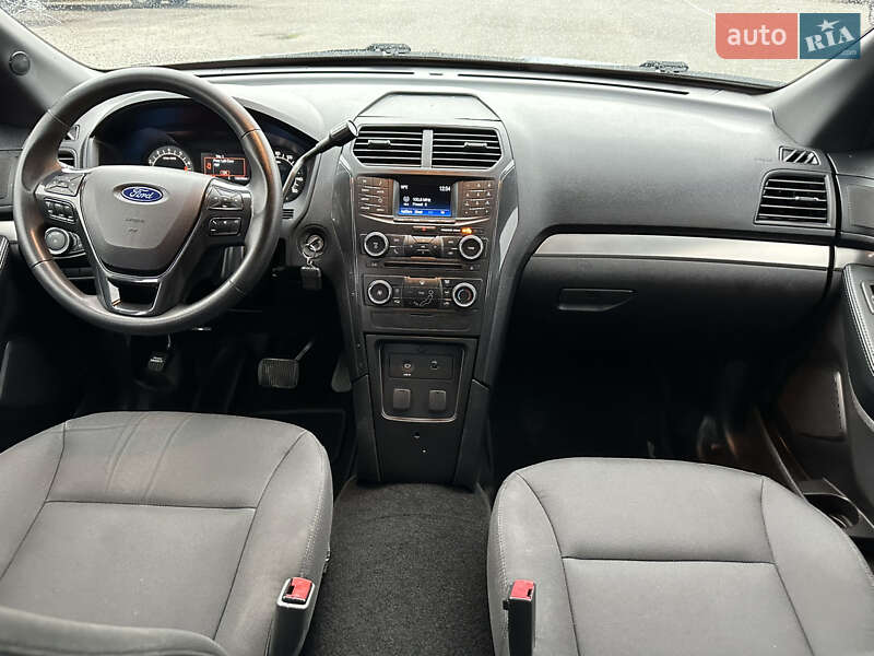 Внедорожник / Кроссовер Ford Explorer 2017 в Виннице