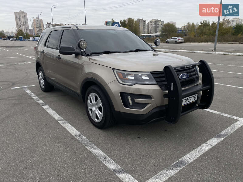 Внедорожник / Кроссовер Ford Explorer 2017 в 