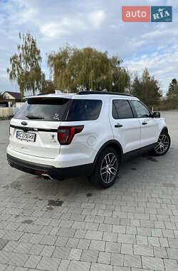 Внедорожник / Кроссовер Ford Explorer 2016 в 