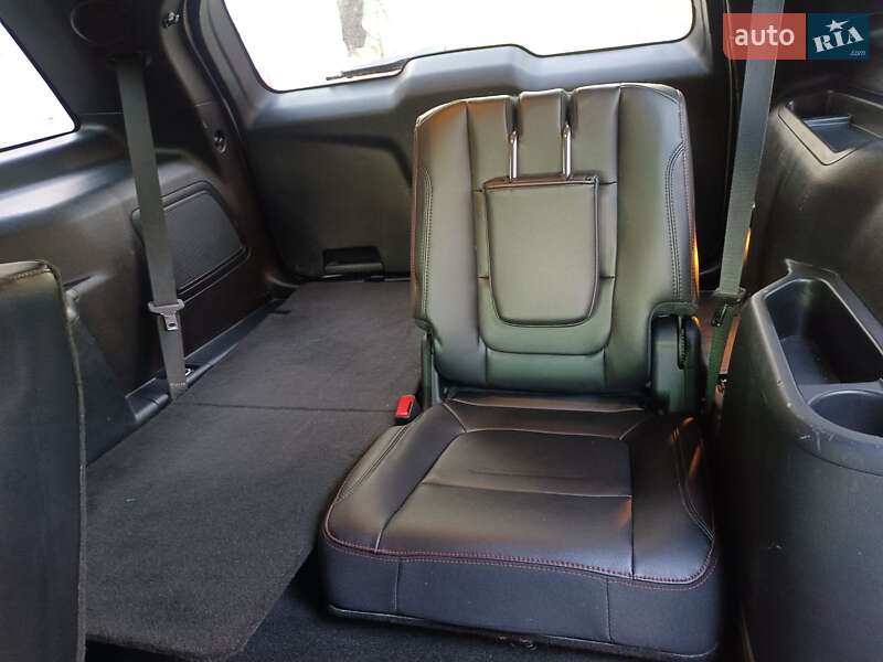 Позашляховик / Кросовер Ford Explorer 2016 в Києві