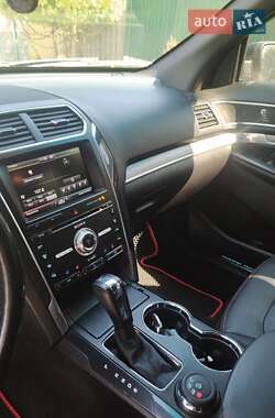 Позашляховик / Кросовер Ford Explorer 2016 в Диканьці