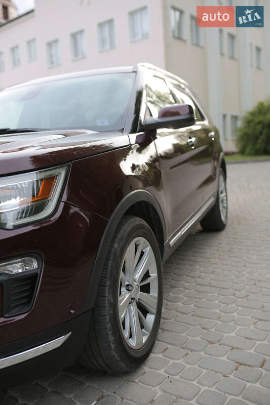 Внедорожник / Кроссовер Ford Explorer 2018 в Кременце