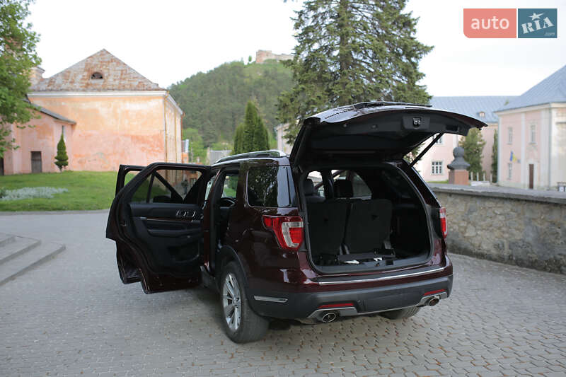 Внедорожник / Кроссовер Ford Explorer 2018 в Кременце